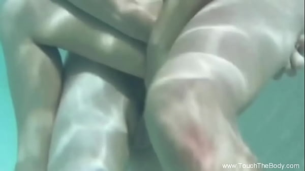 Lesbian Relaxing Massage Session Experience While Enjoying