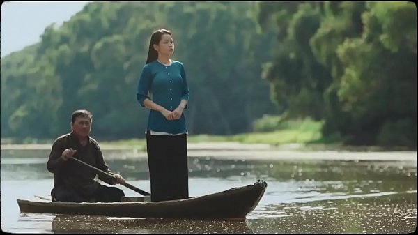 Chi Pu | CUNG Đ&Agrave_N VỠ Đ&Ocirc_I (T&acirc_n Cổ - Giao Duy&ecirc_n Chuyện) - Official MV