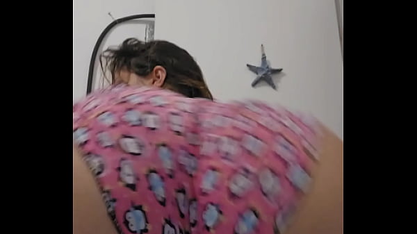 I want my slutty pussy, is anyone willing to eat me for free?