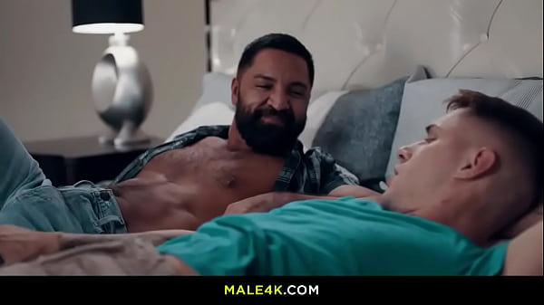 Der schüchterne Typ – Zak Bishop, Dominic Pacifico