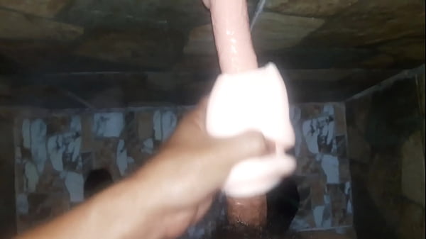 Dick lắp ghép với dương vật giả pt.1