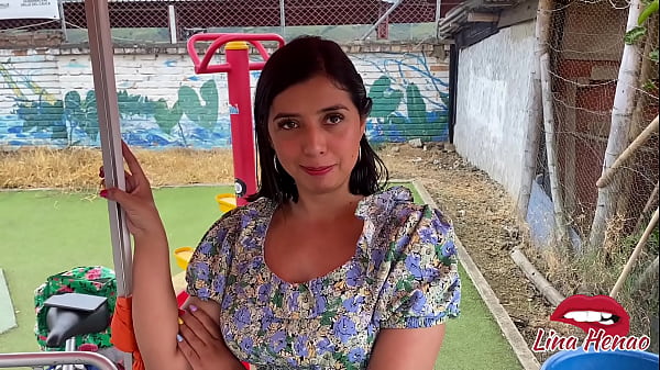 A stranger invites the juice seller to his house so that she can suck his cock in exchange for money and she gives him the best blowjob of her life until she swallows all his cum