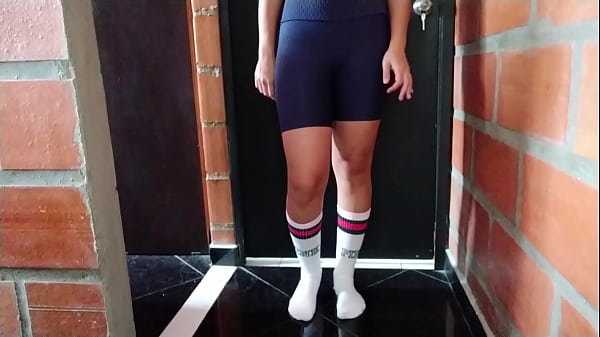 She asks me to fuck her but the reason I came was so that my girlfriend's best friend wouldn't fuck her