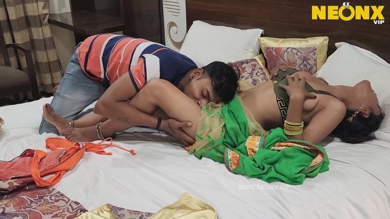 Scopata khanki desi cognata nuda sari sesso duro grosso cazzo nero figa cockhold cagna cazzo succhiatore interaziale 🍩👅🤤😍